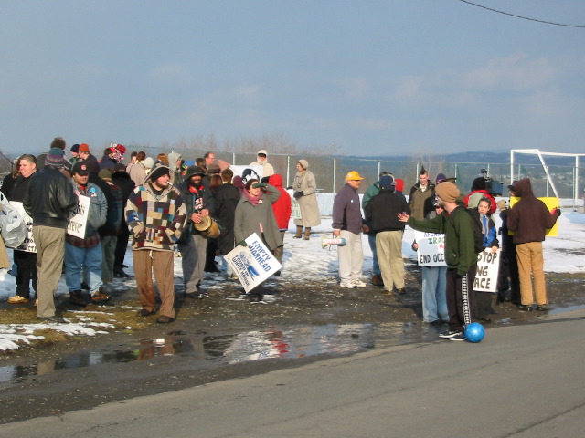 Protesters1.JPG