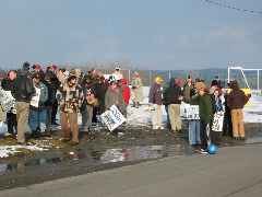 Protesters1.JPG