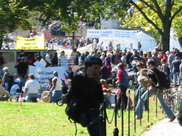 So many people!