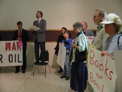 Rev. Sam Trumbore Prays