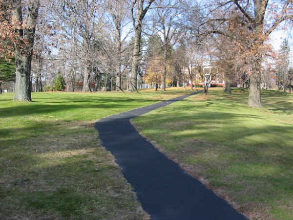 Stanford Mansion, pathway to front