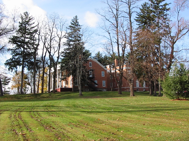 How the house sits upon the hill